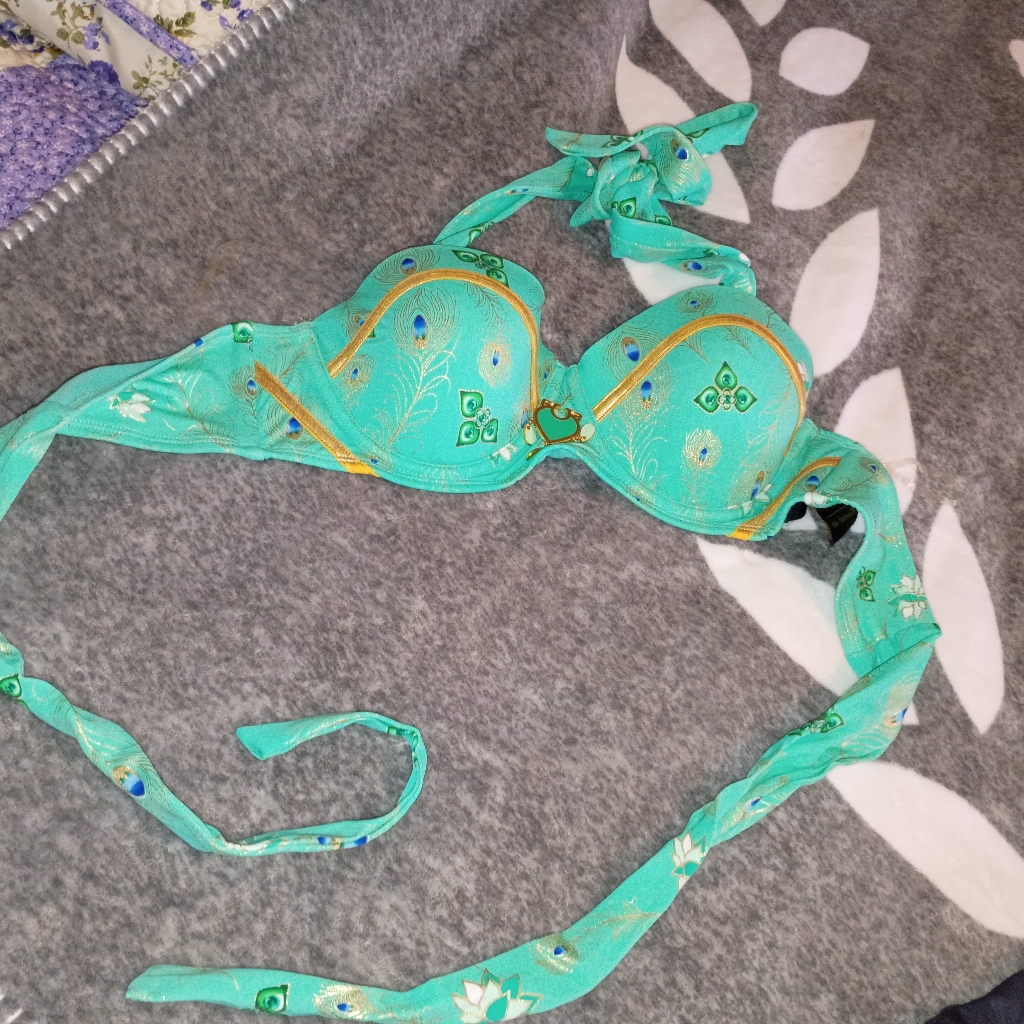 Hot Topic Swimsuit Bikini Top Her Universe Halter M